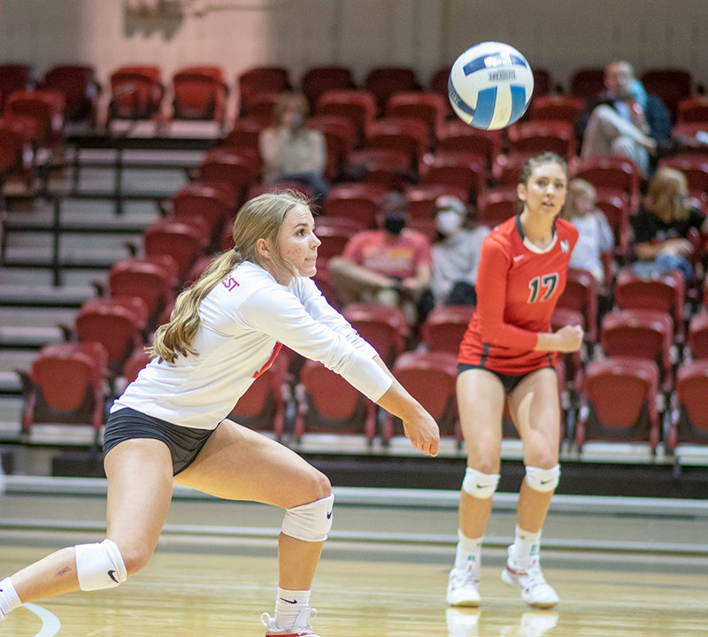 NWC freshman Aubrianne Crosby goes for a dig Thursday in the Trappers’ 3-0 loss to Central Wyoming. Head coach Scott Keister said he felt like his team let down the community in the landslide loss.
TRIBUNE PHOTO BY CARSON FIELD