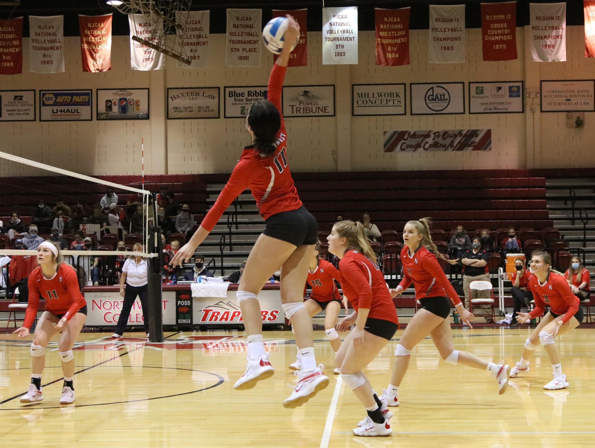 VOLLEYBALL SWEEPS INAUGURAL TRAPPER INVITATIONAL